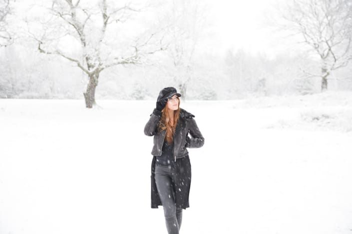 Tania-Flores-Photography-Girl-Portaits-Snow-10