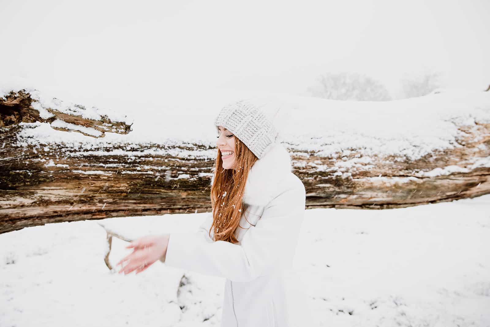 Tania-Flores-Photography-Girl-Portaits-Snow-15