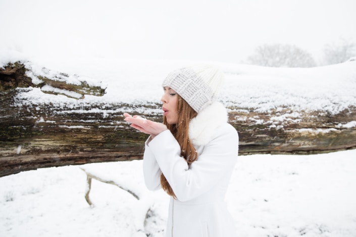 Tania-Flores-Photography-Girl-Portaits-Snow-6