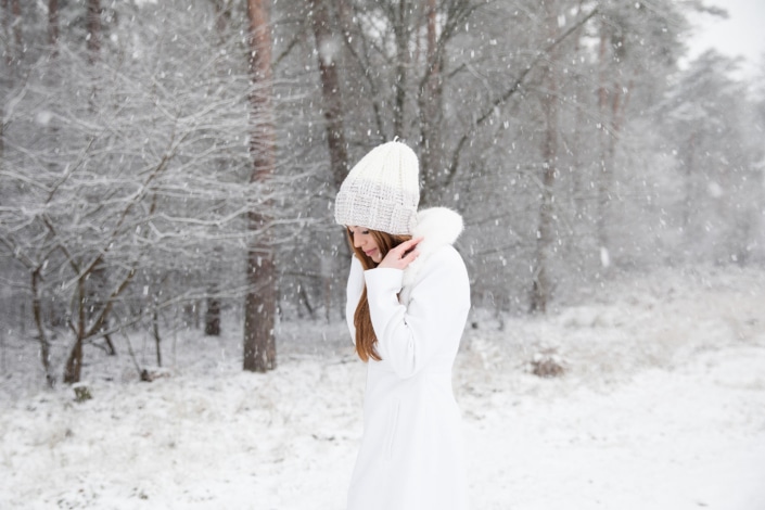 Tania-Flores-Photography-Girl-Portaits-Snow-9